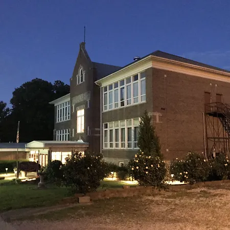 Davie School Inn