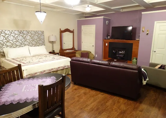 Hotel Davie School
